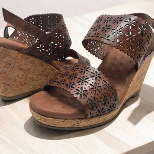Woman all leather Wedge Sandel